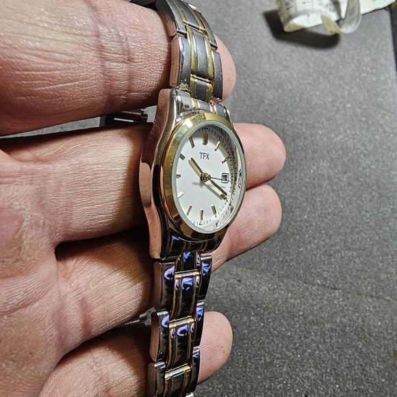 TFX Distributed By Bulova Ladies Quartz Watch Silver / Gold Tone Working shows s - Picture 8 of 11